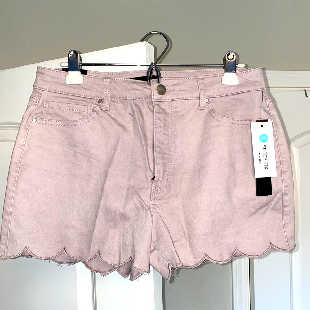 Scalloped bottom shorts!
